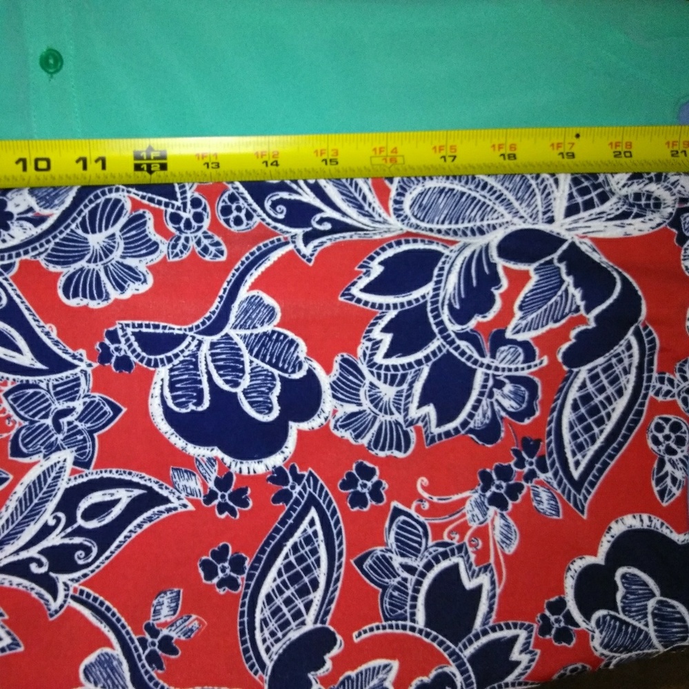 Tops - Picture 4 of 4